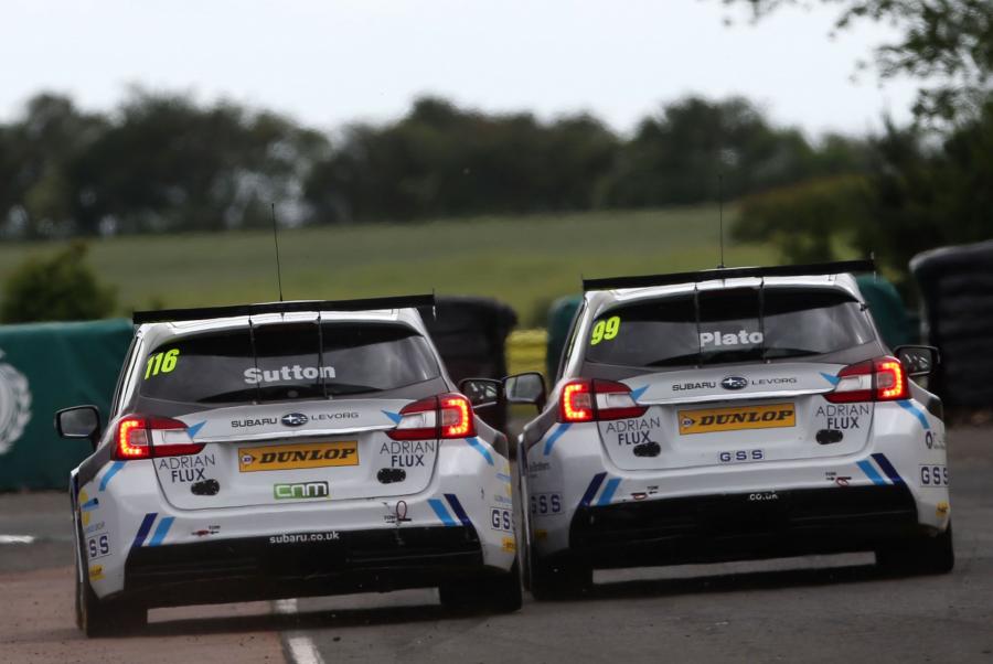  Adrian Flux Subaru Levorg GT BTCC 2016 года  (фото 21 из 32)